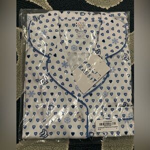 Roller Rabbit- short sleeve - winter heart pajamas 
NEW IN PACKAGE